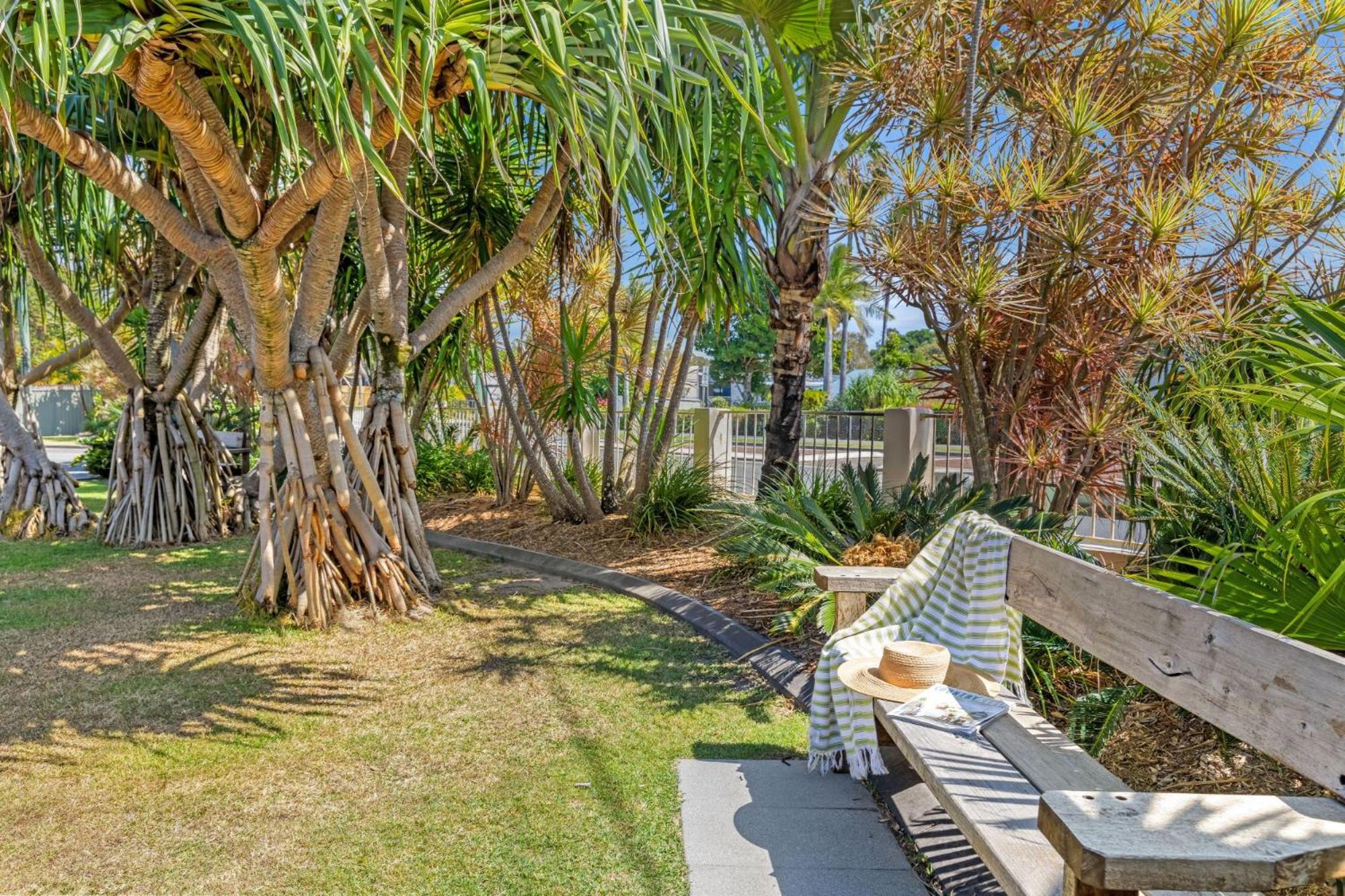 Pottsville Beach Motel ภายนอก รูปภาพ